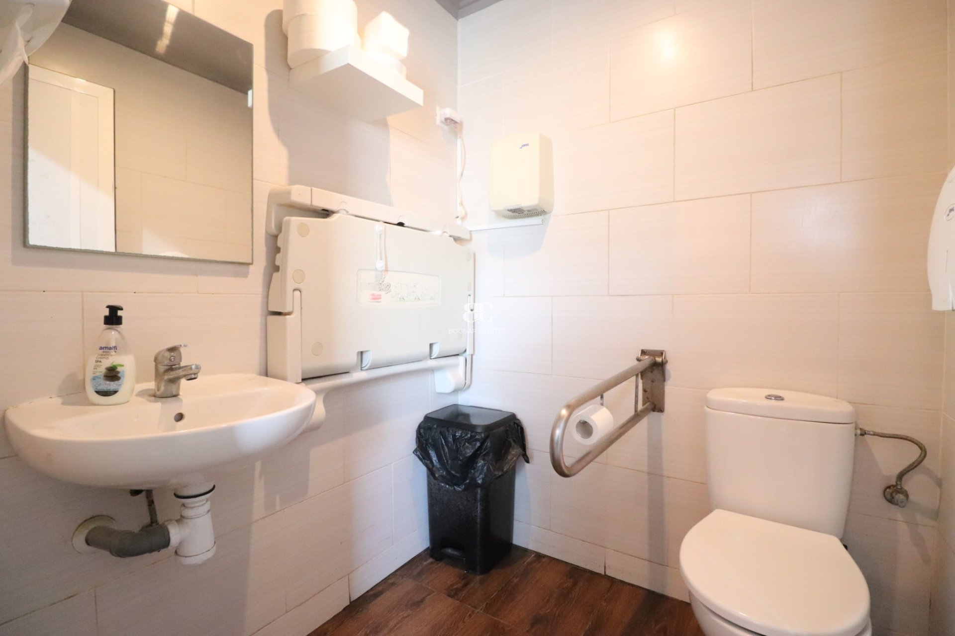 Herverkoop - Reclame -
Ciudad Quesada - Doña Pepa