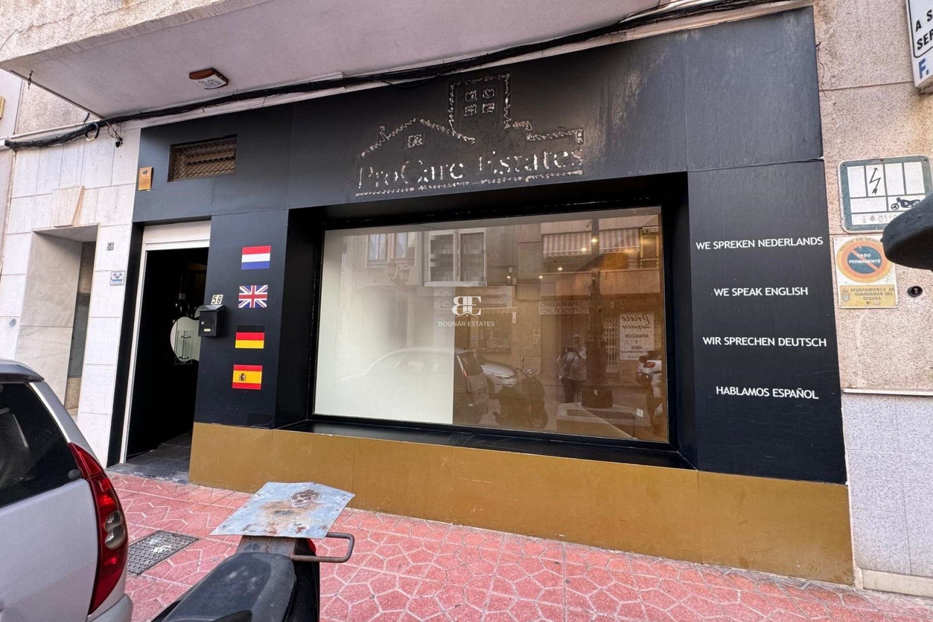 Herverkoop - Reclame -
Guardamar del Segura - Guardamar del Seguras*