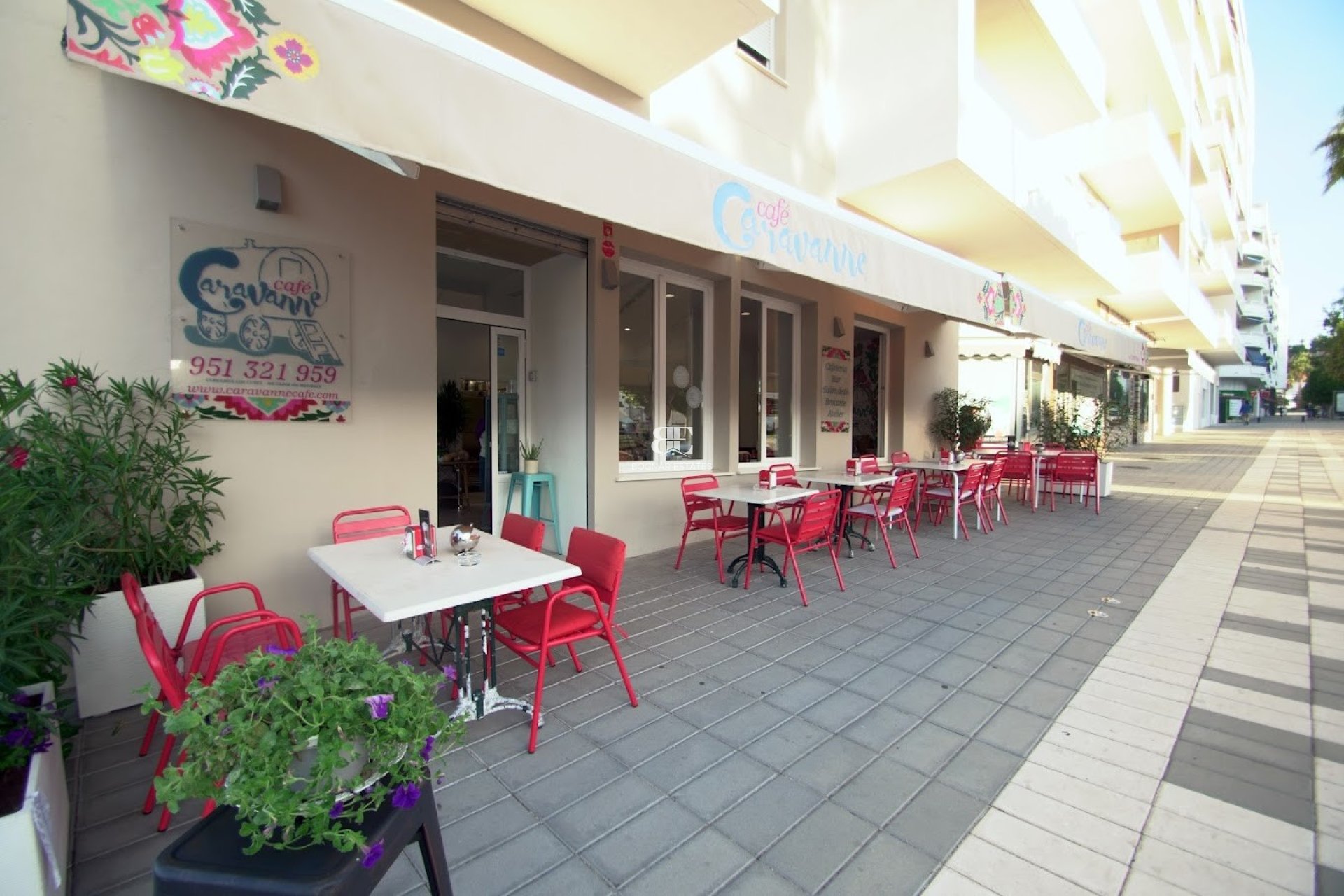 Herverkoop - Reclame -
Marbella - Nueva Andalucía