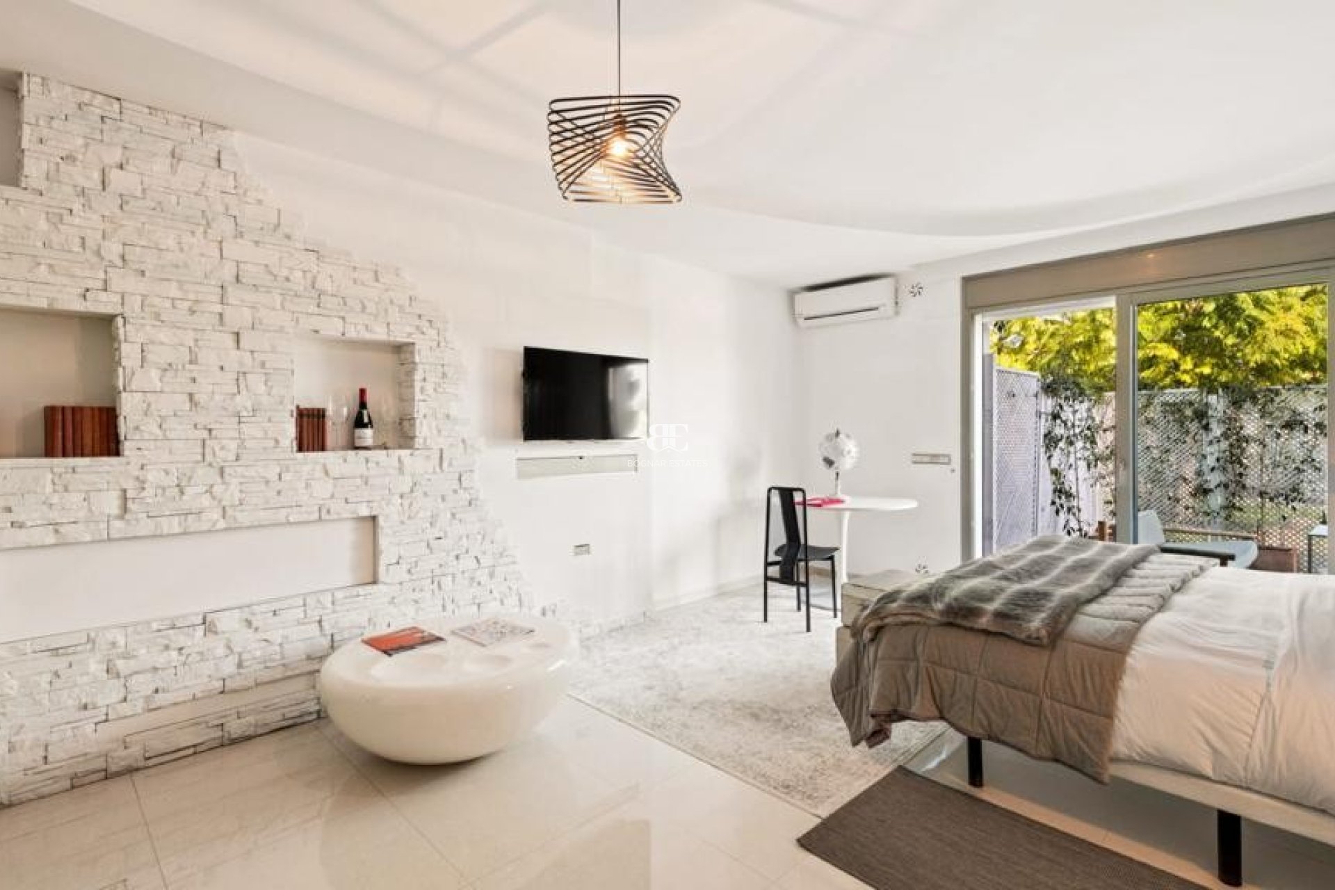 Herverkoop - Reclame -
Marbella - Nueva Andalucía