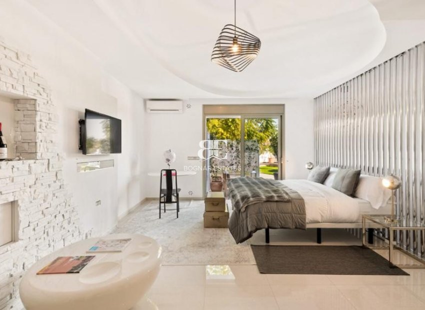 Herverkoop - Reclame -
Marbella - Nueva Andalucía