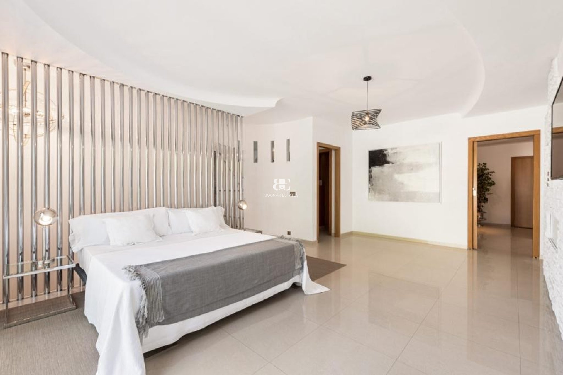 Herverkoop - Reclame -
Marbella - Nueva Andalucía