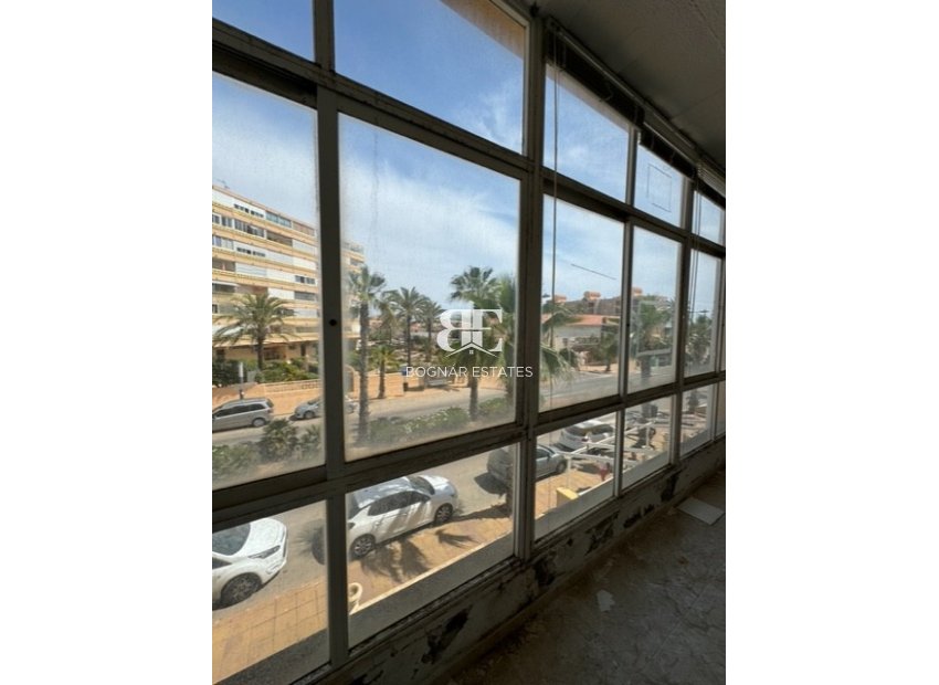Herverkoop - Reclame -
Torrevieja - La Mata