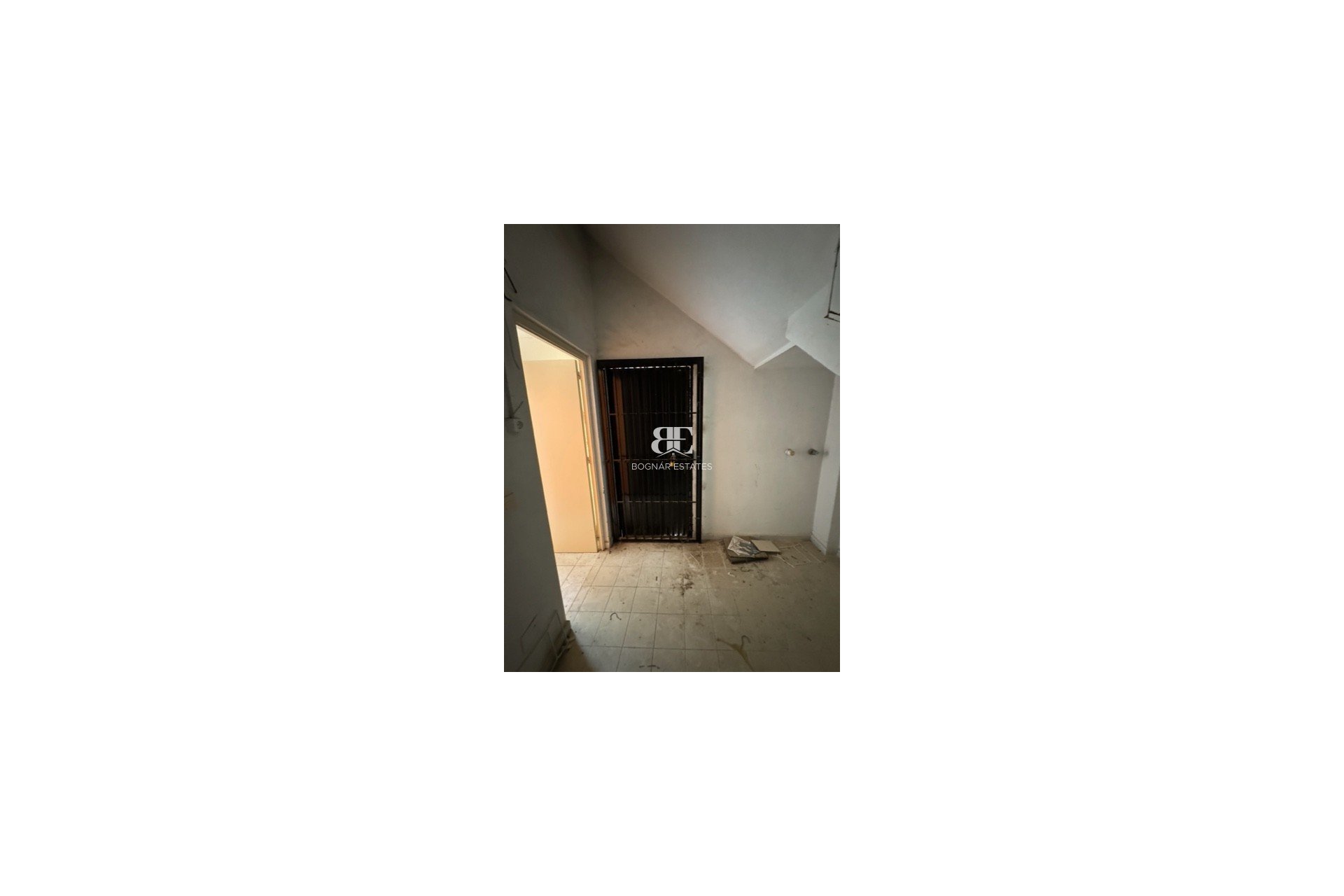 Herverkoop - Reclame -
Torrevieja - La Mata