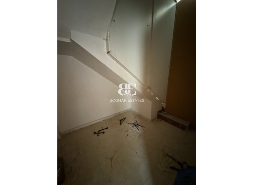 Herverkoop - Reclame -
Torrevieja - La Mata