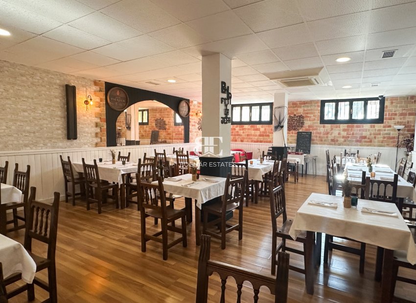 Herverkoop - Reclame -
Torrevieja - Nueva Torrevieja