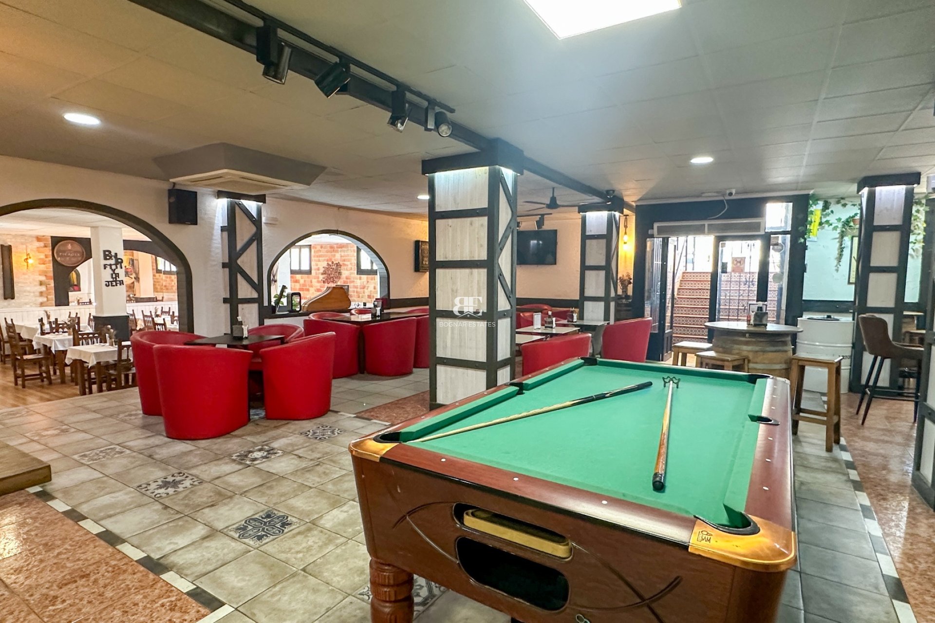 Herverkoop - Reclame -
Torrevieja - Nueva Torrevieja