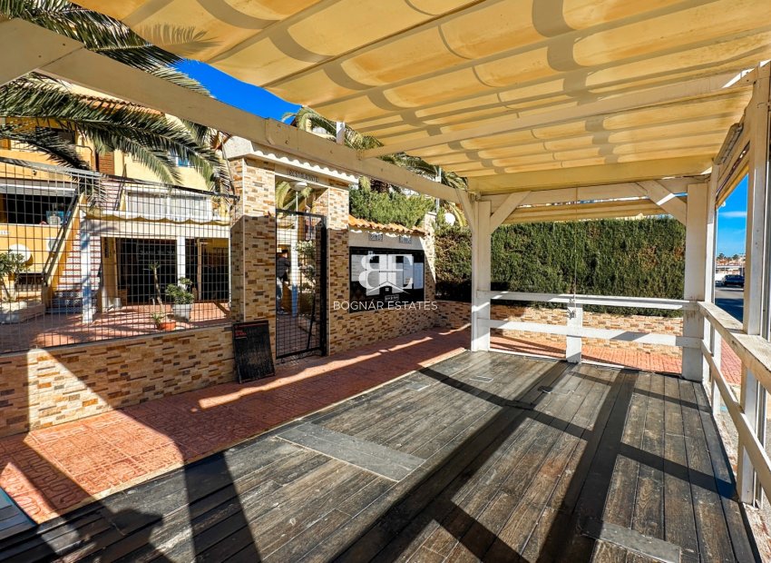 Herverkoop - Reclame -
Torrevieja - Nueva Torrevieja