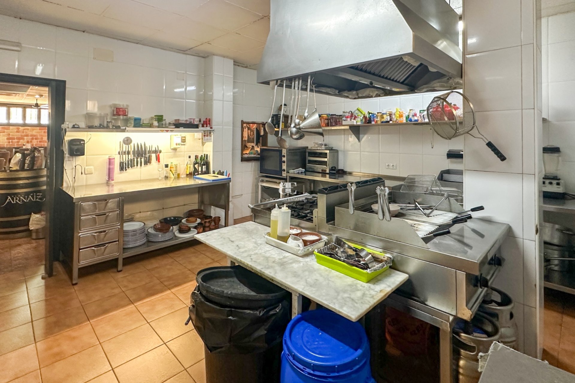 Herverkoop - Reclame -
Torrevieja - Nueva Torrevieja