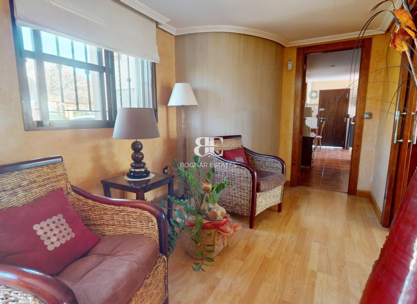 Herverkoop - Villa -
Aguilas