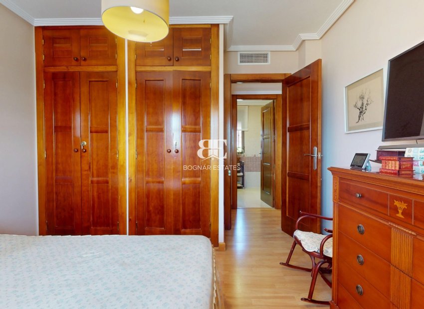 Herverkoop - Villa -
Aguilas