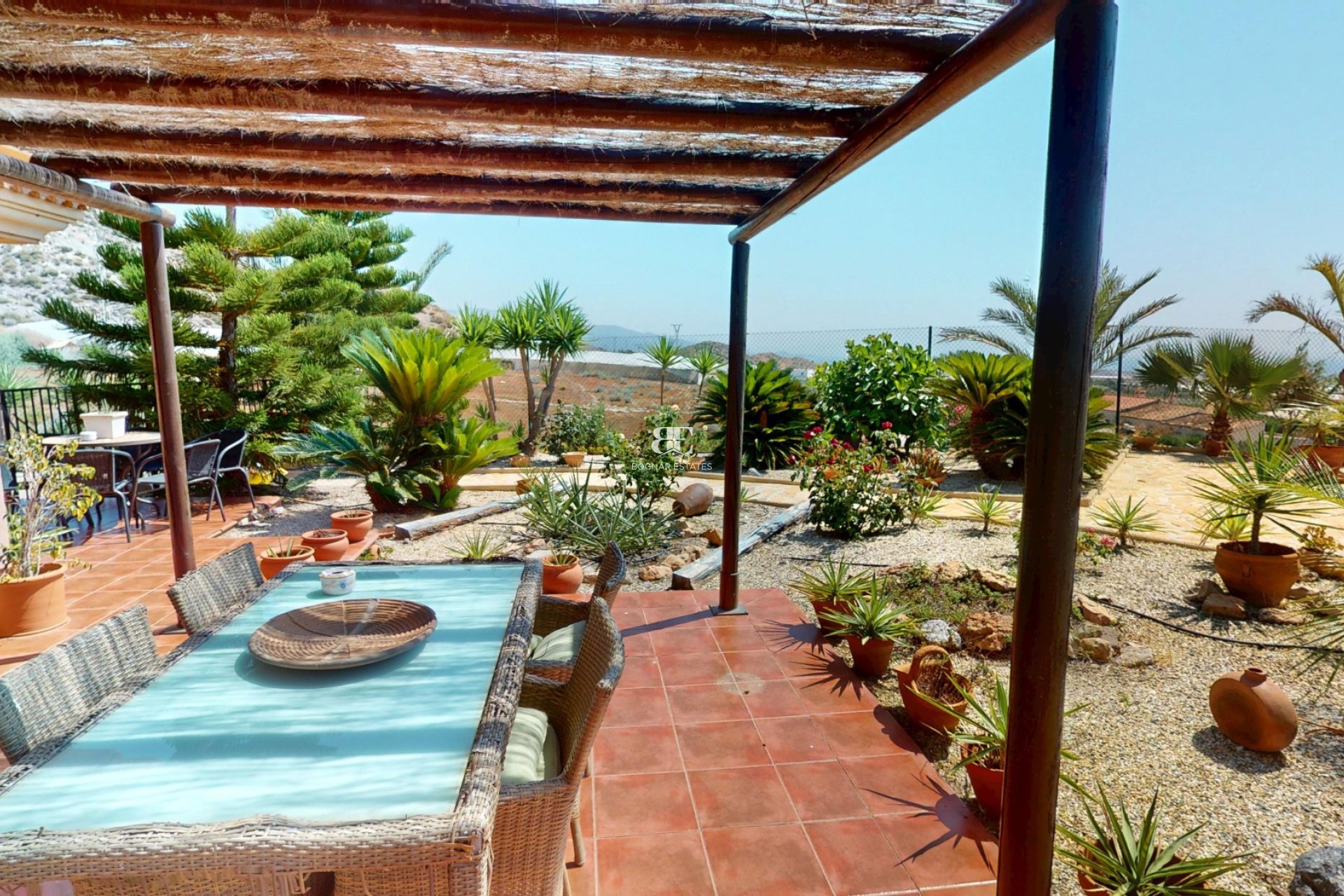 Herverkoop - Villa -
Aguilas