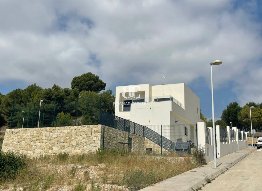 Herverkoop - Villa -
Alfas del Pí