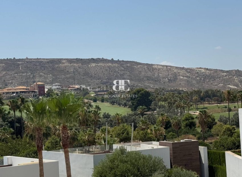Herverkoop - Villa -
Algorfa - La finca Golf