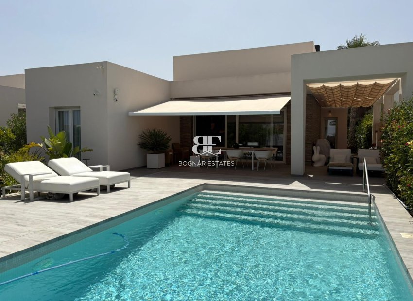 Herverkoop - Villa -
Algorfa - La finca Golf