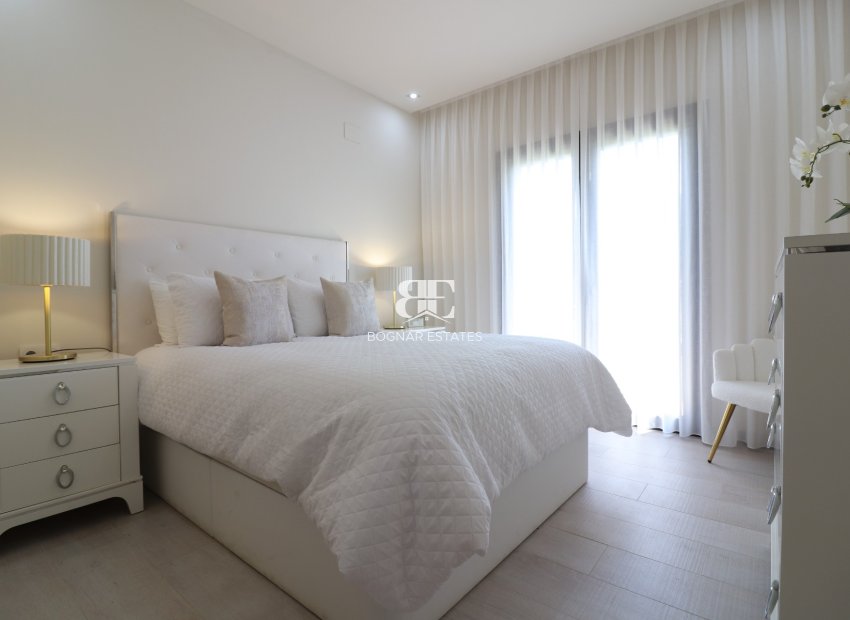 Herverkoop - Villa -
Algorfa - La finca Golf