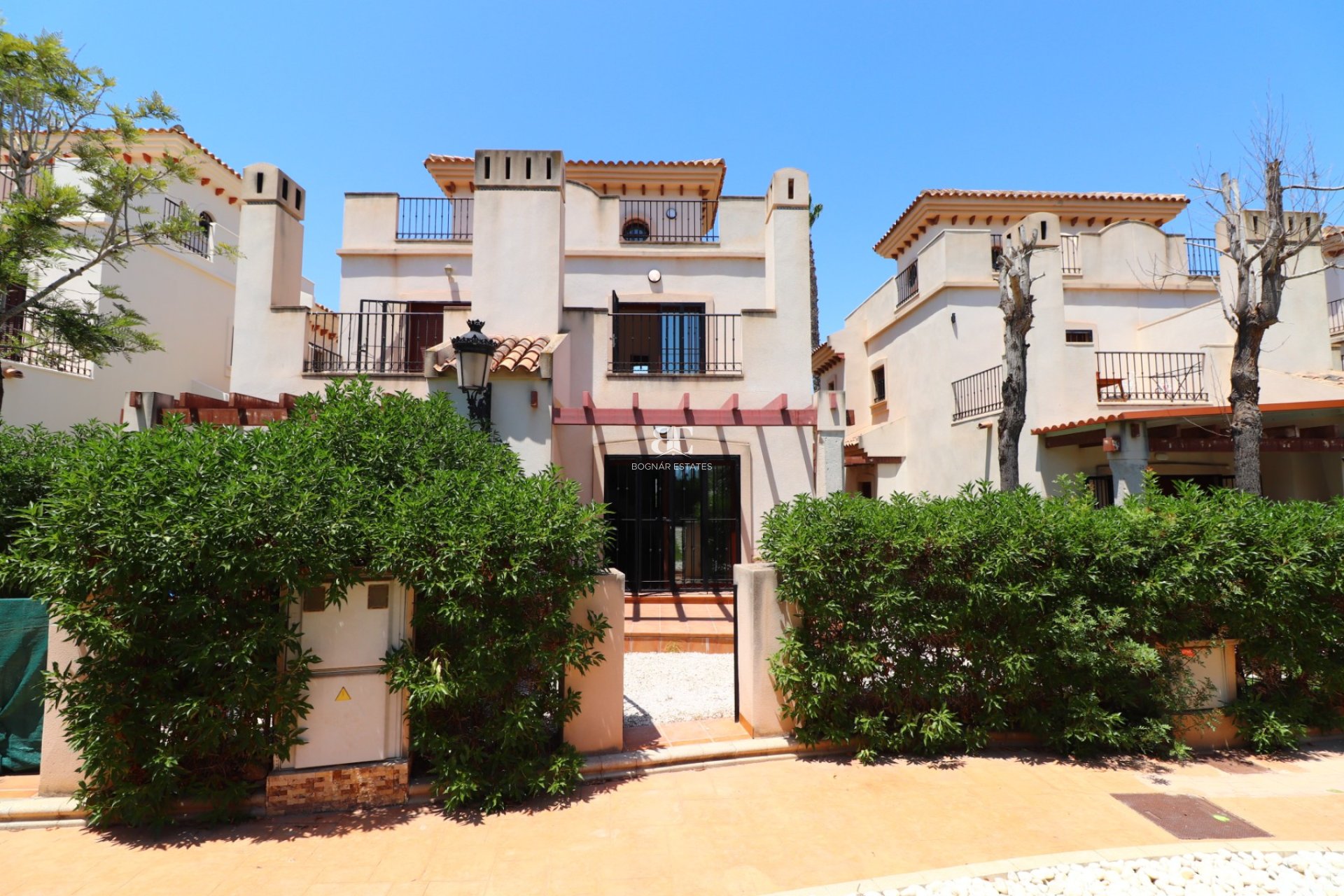 Herverkoop - Villa -
Algorfa - La finca Golf