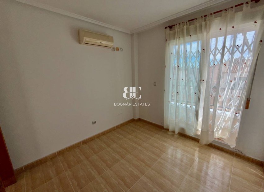 Herverkoop - Villa -
Algorfa - Lo Crispin