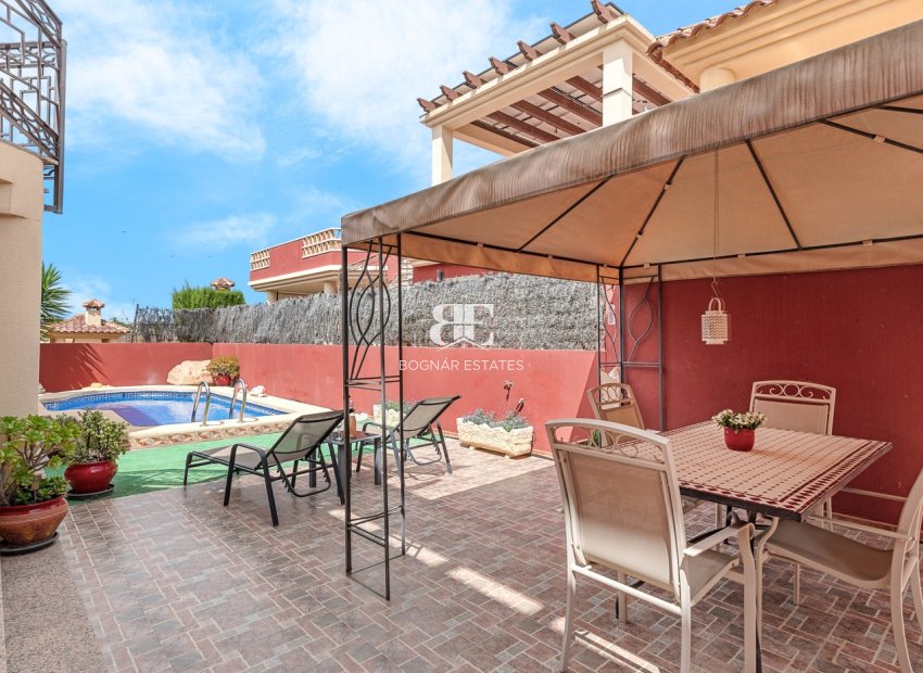 Herverkoop - Villa -
Algorfa - Lo Crispin