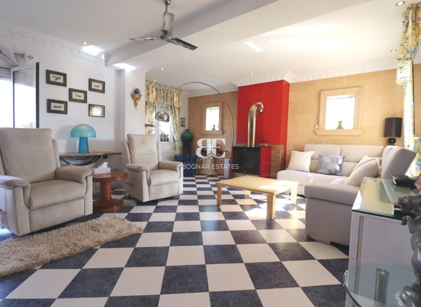 Herverkoop - Villa -
Algorfa - Lomas De La Juliana