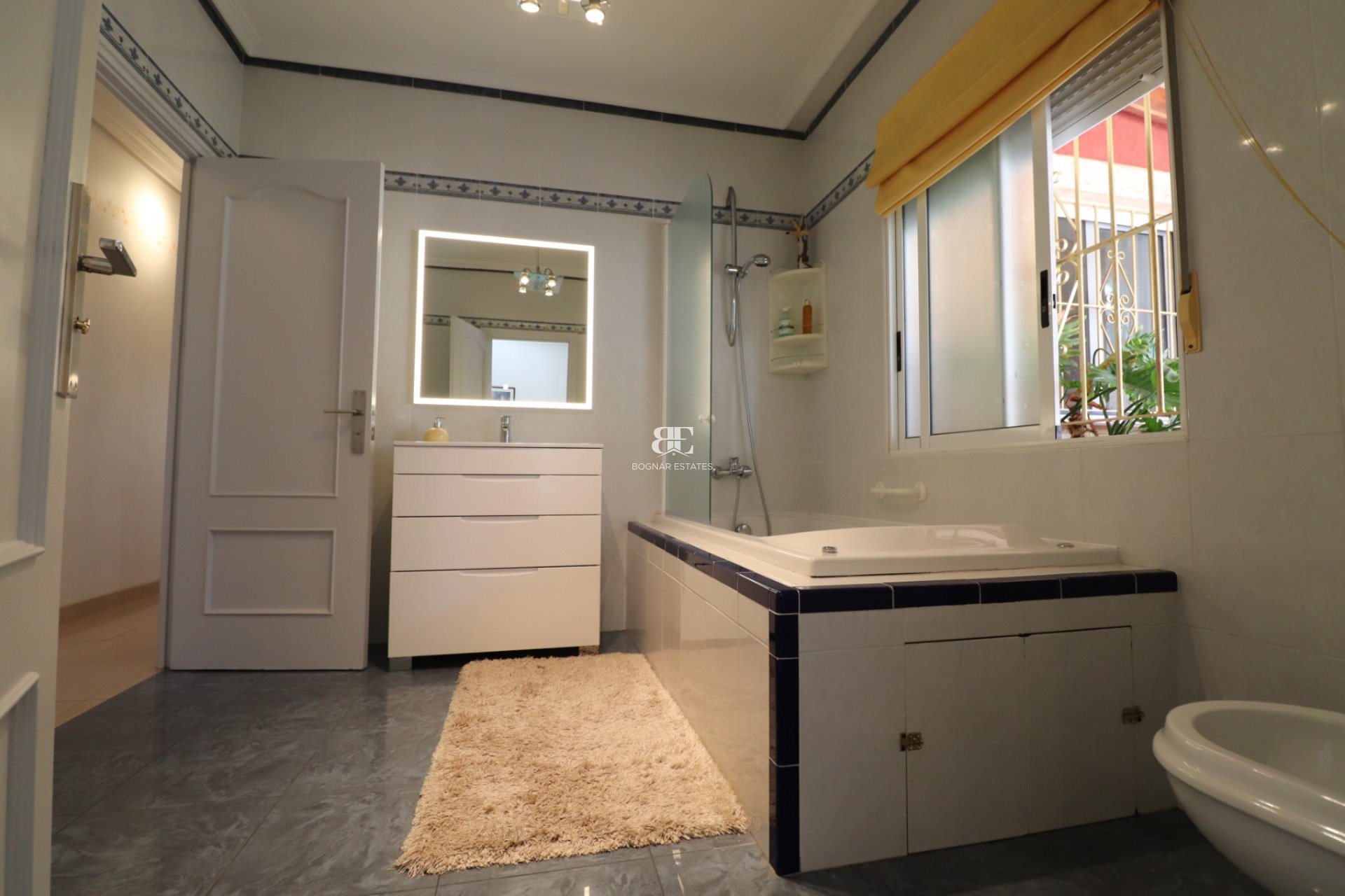 Herverkoop - Villa -
Algorfa - Lomas De La Juliana