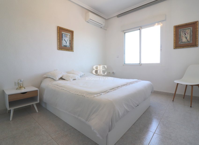 Herverkoop - Villa -
Algorfa - Lomas De La Juliana