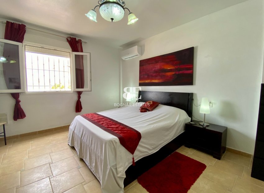 Herverkoop - Villa -
Algorfa - Lomas De La Juliana