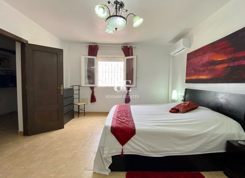 Herverkoop - Villa -
Algorfa - Lomas De La Juliana