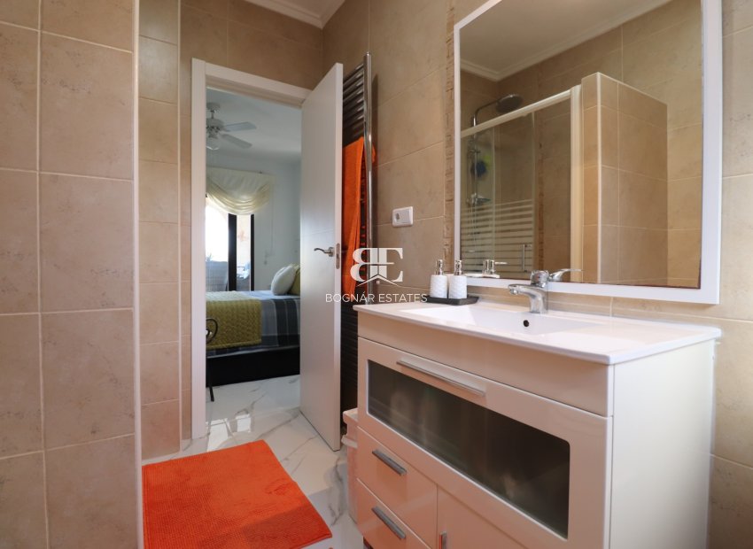 Herverkoop - Villa -
Algorfa - Lomas De La Juliana