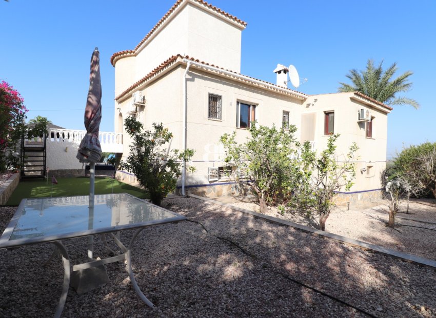 Herverkoop - Villa -
Algorfa - Lomas De La Juliana