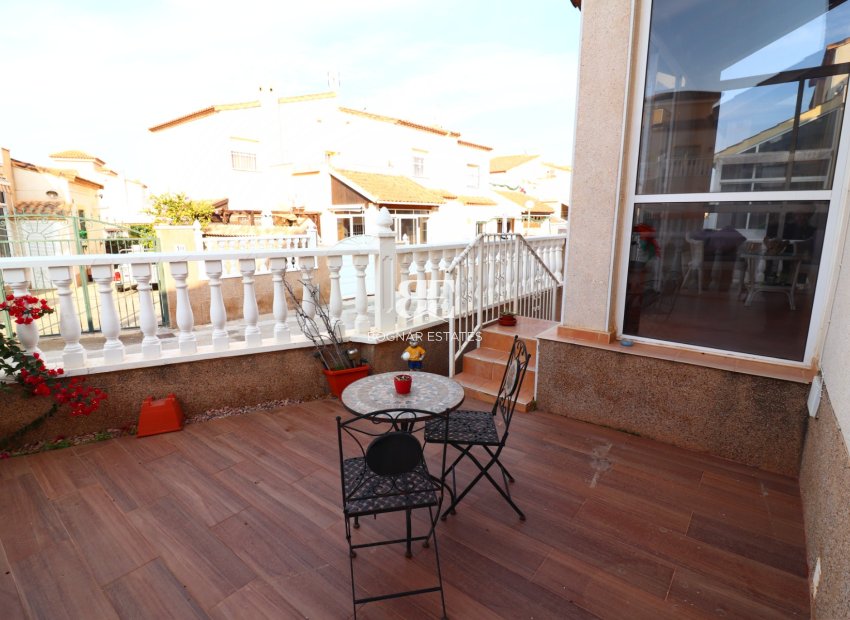 Herverkoop - Villa -
Algorfa - Montebello