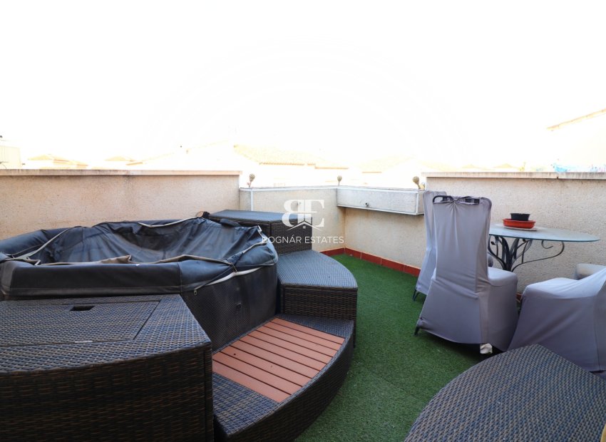 Herverkoop - Villa -
Algorfa - Montebello