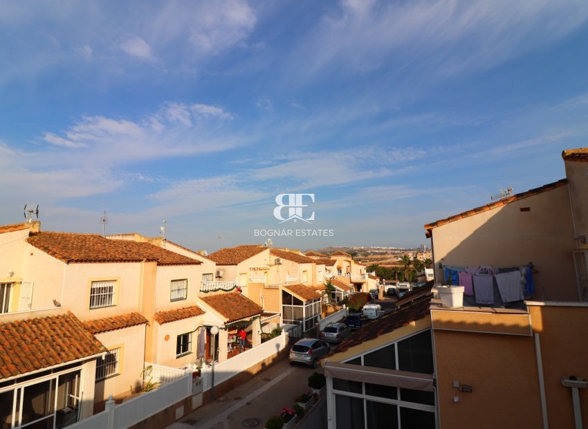 Herverkoop - Villa -
Algorfa - Montebello