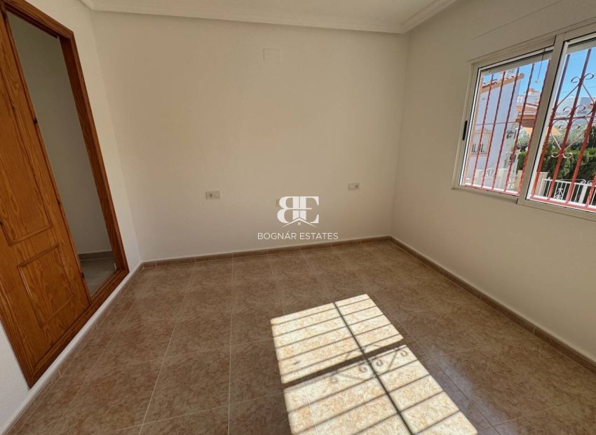 Herverkoop - Villa -
Algorfa - Montemar