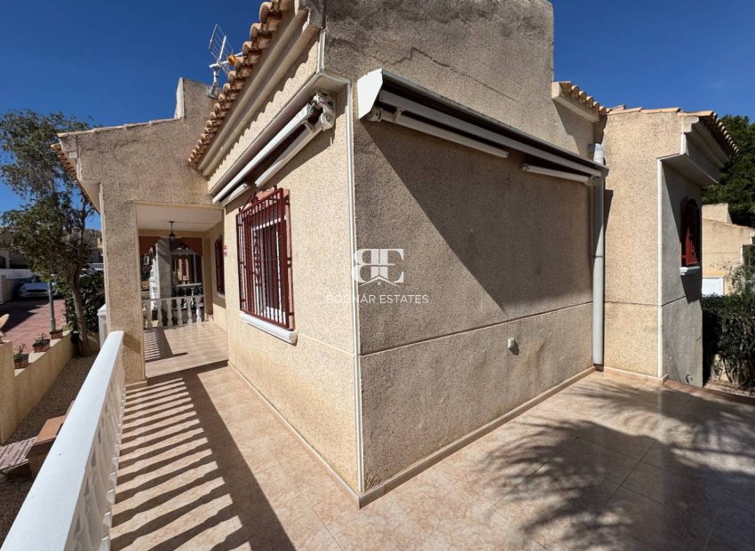 Herverkoop - Villa -
Algorfa - Montemar