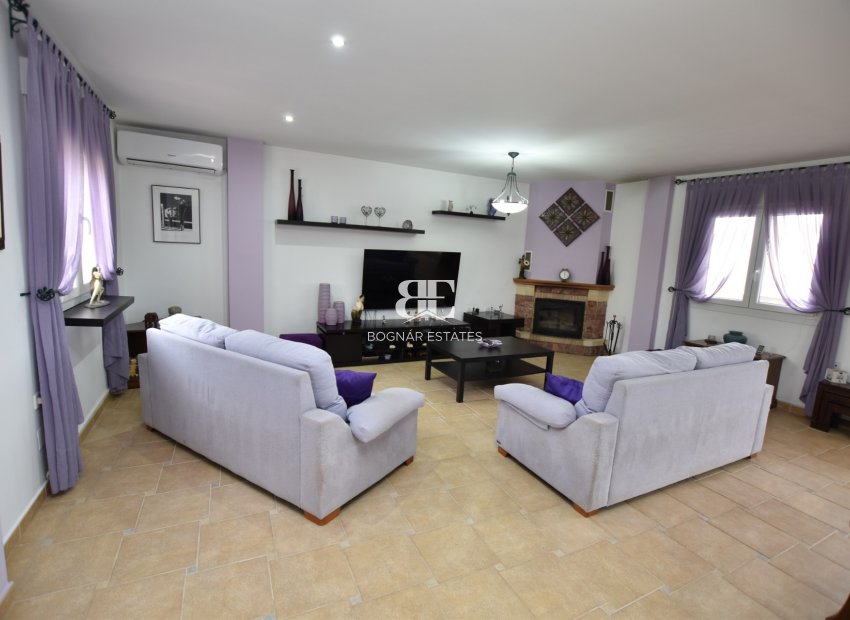 Herverkoop - Villa -
Algorfa - Montemar