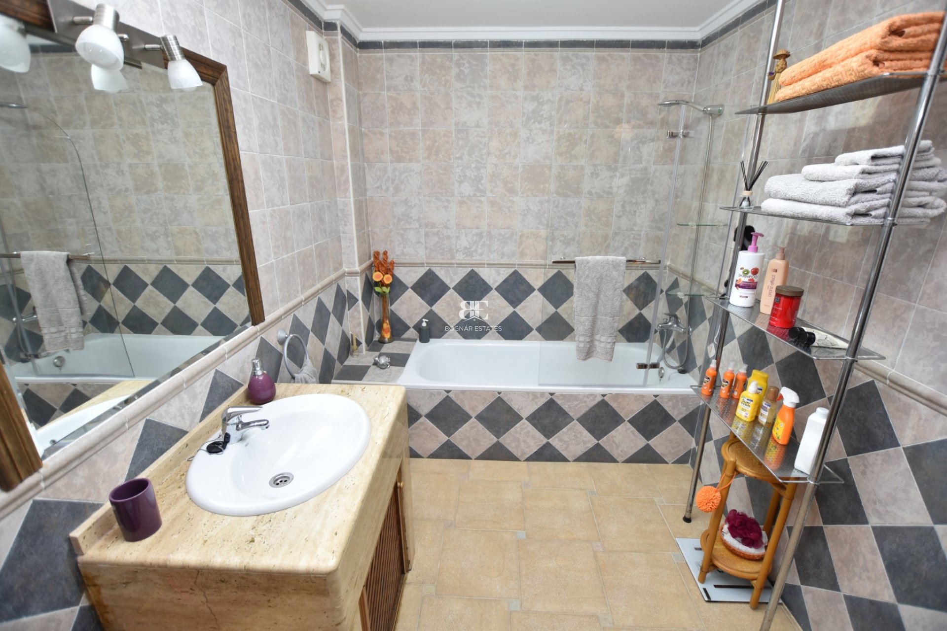Herverkoop - Villa -
Algorfa - Montemar