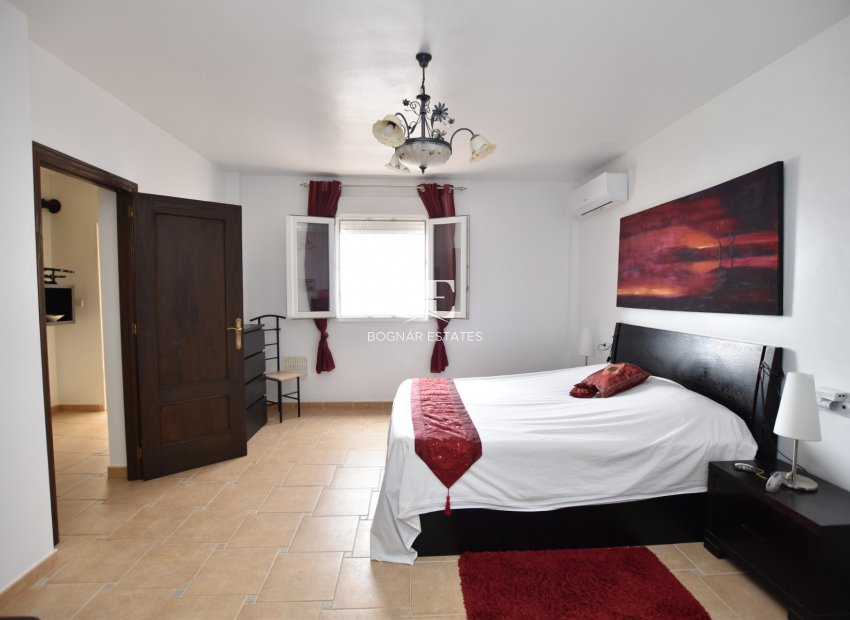 Herverkoop - Villa -
Algorfa - Montemar