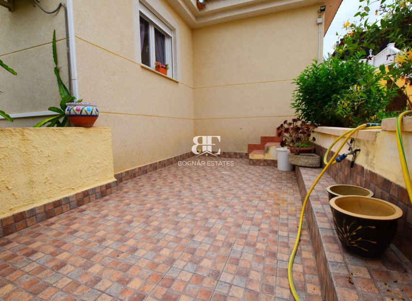 Herverkoop - Villa -
Algorfa - Montemar