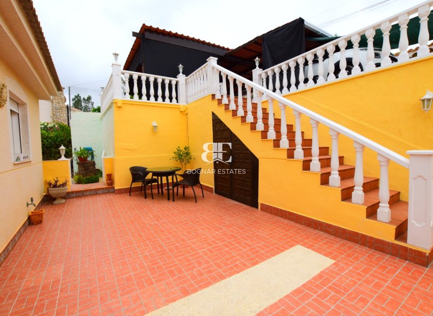 Herverkoop - Villa -
Algorfa - Montemar