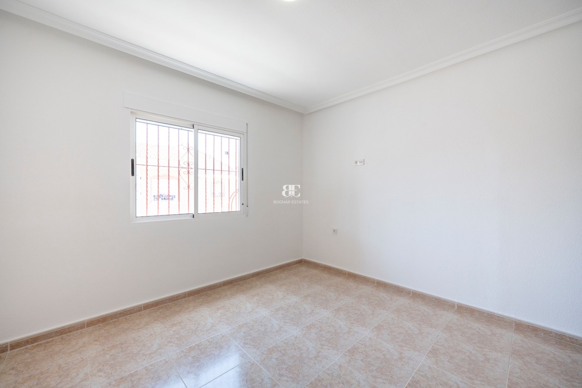 Herverkoop - Villa -
Algorfa