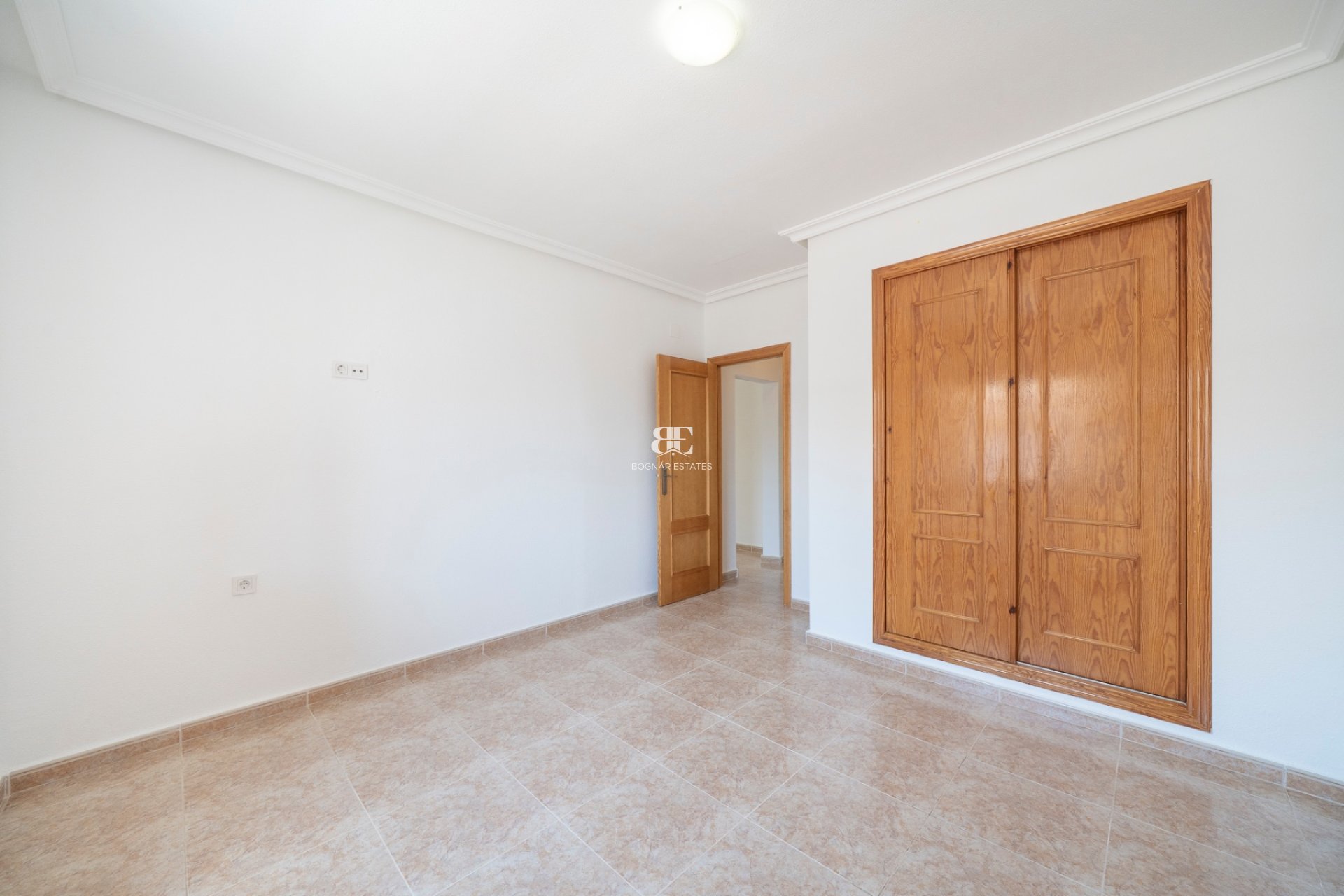 Herverkoop - Villa -
Algorfa