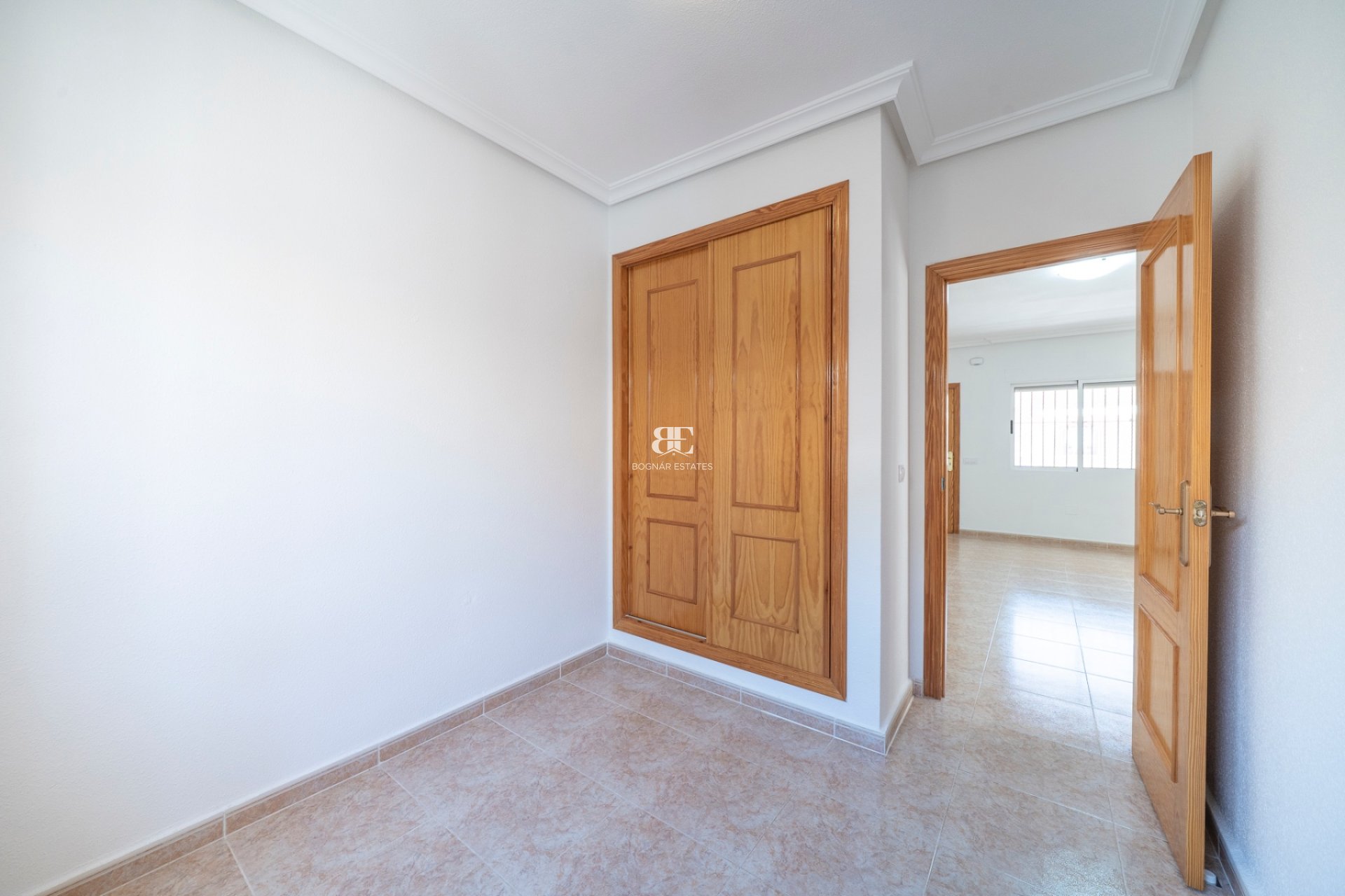 Herverkoop - Villa -
Algorfa