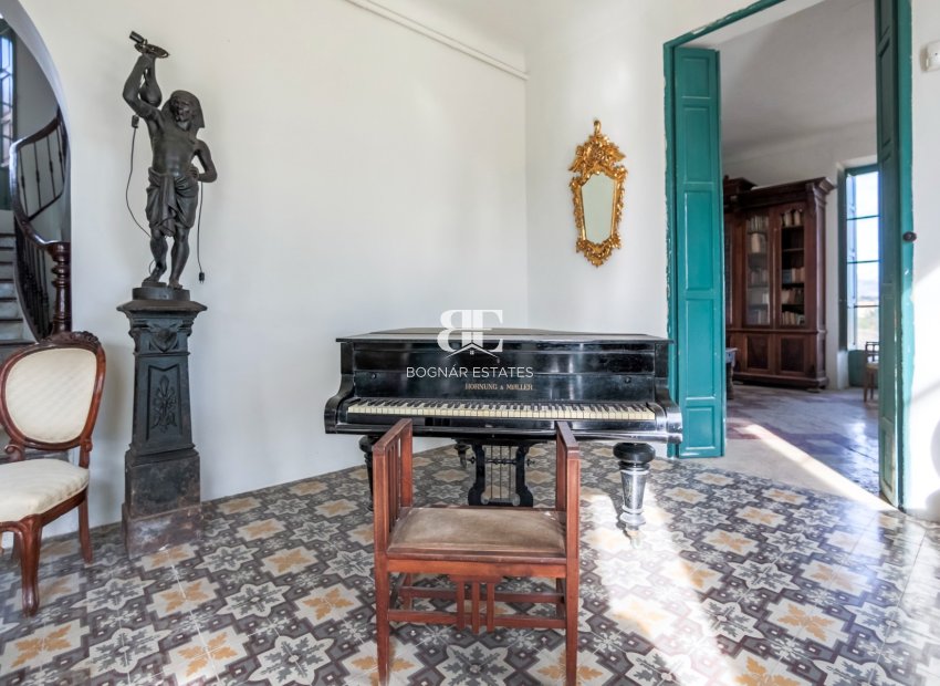 Herverkoop - Villa -
Alicante - Center