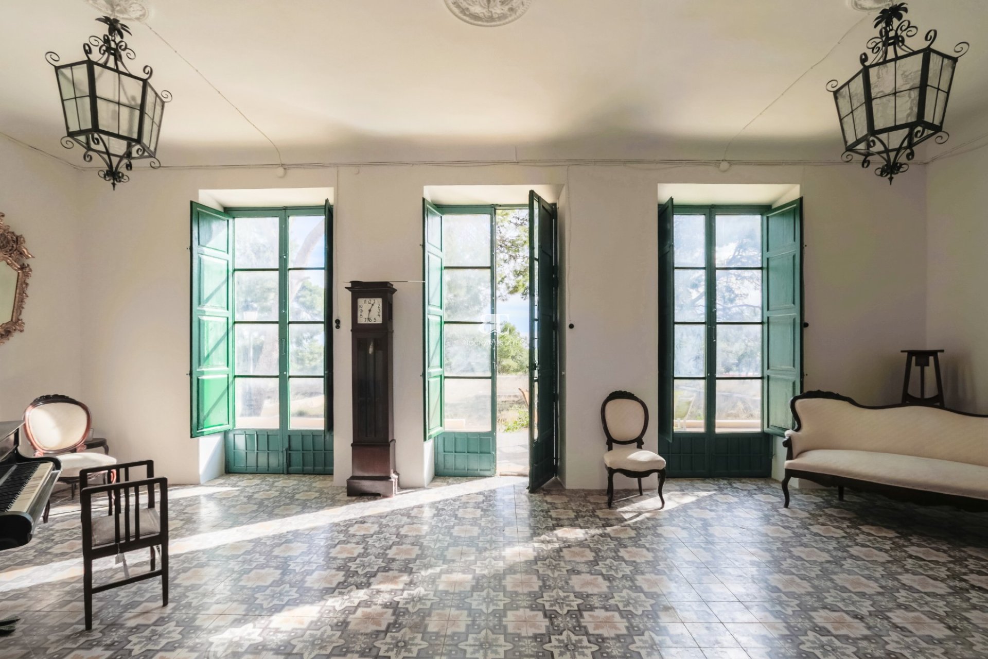 Herverkoop - Villa -
Alicante - Center