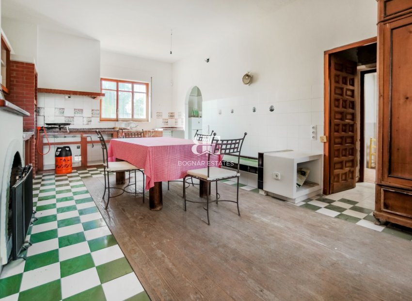 Herverkoop - Villa -
Alicante - Center