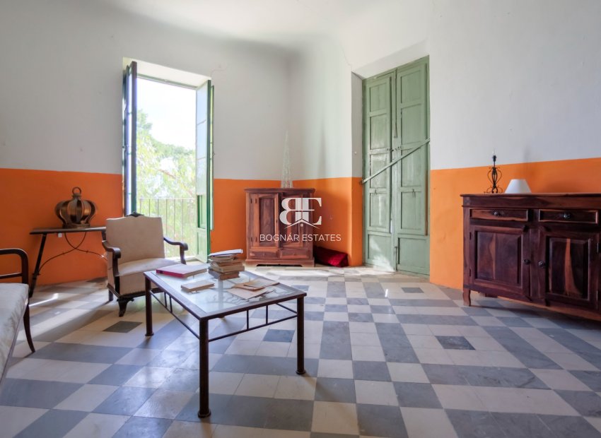 Herverkoop - Villa -
Alicante - Center