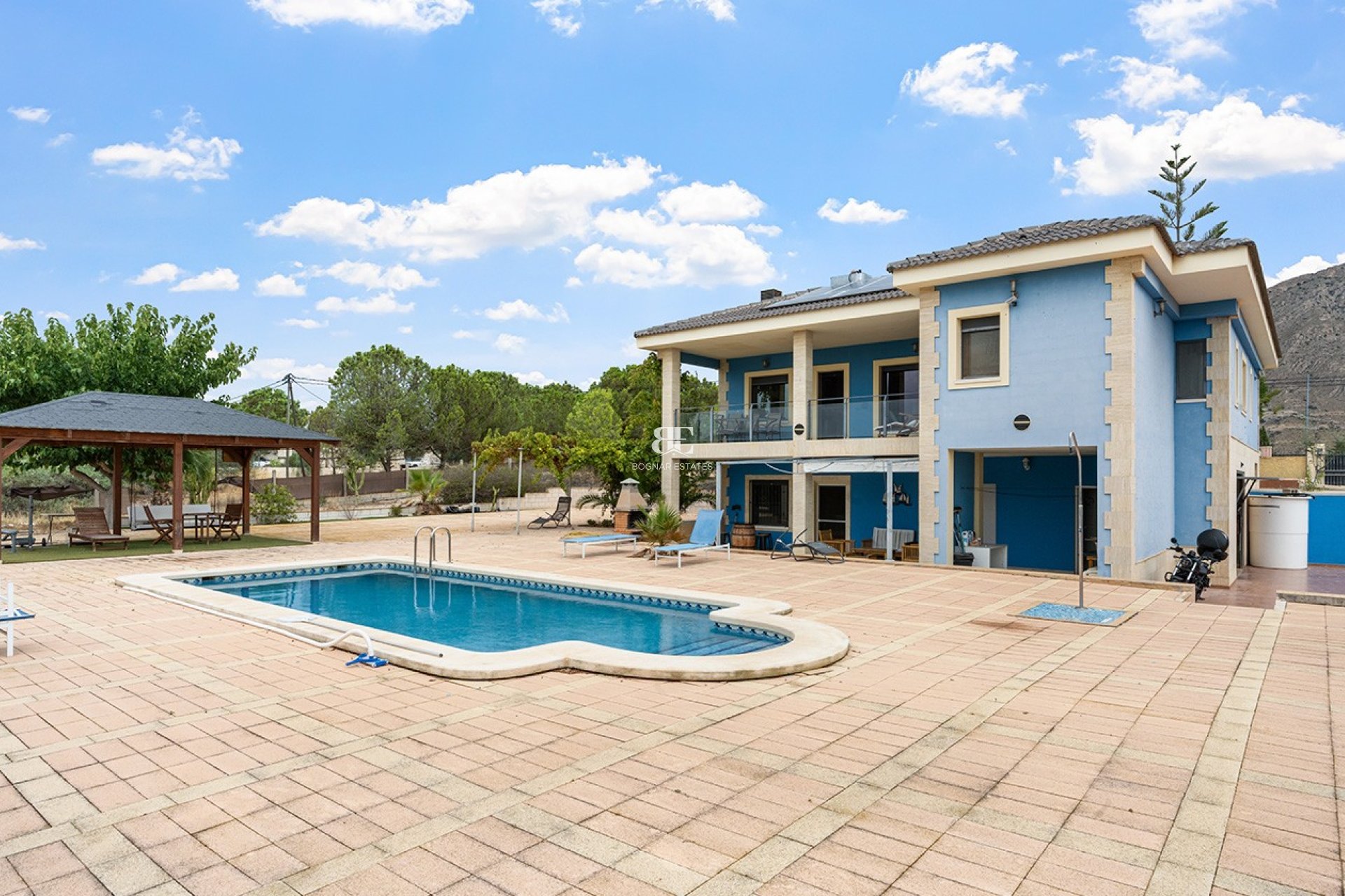 Herverkoop - Villa -
Alicante - Rebolledo