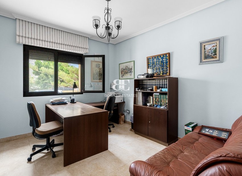 Herverkoop - Villa -
Alicante - Rebolledo