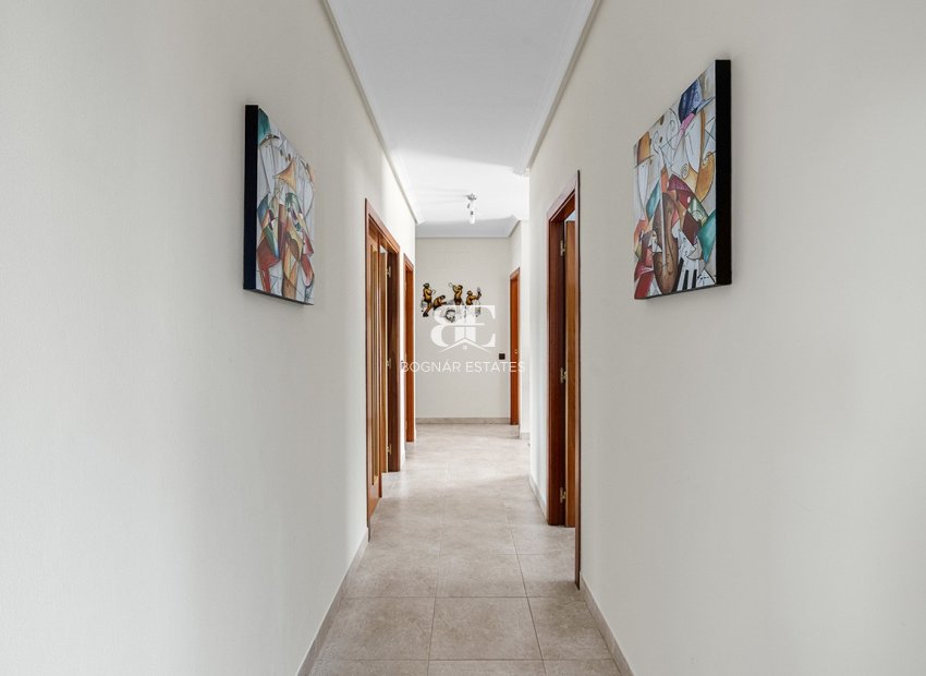 Herverkoop - Villa -
Alicante - Rebolledo